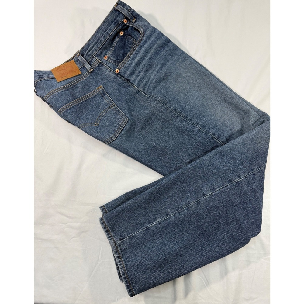 Levis Premium 501 90s Jeans Medium Wash Blue Straight Leg W30 L30 A1959-0033